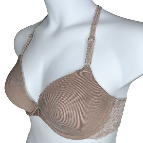 Set of TWO B.Tempt'd by Wacoal b.charming Lace Racerback T-Shirt Bra sz 38C bras - Picture 7 of 9